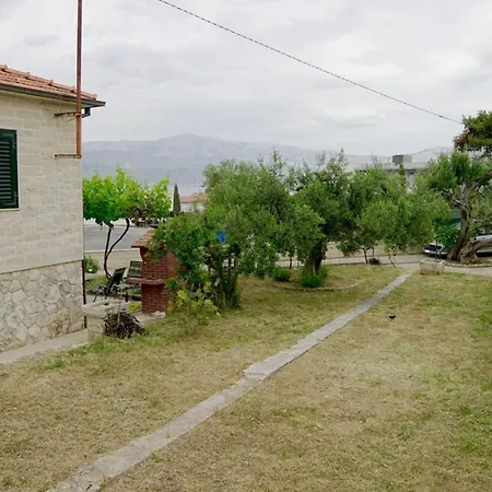 Apartment Shampier Near The